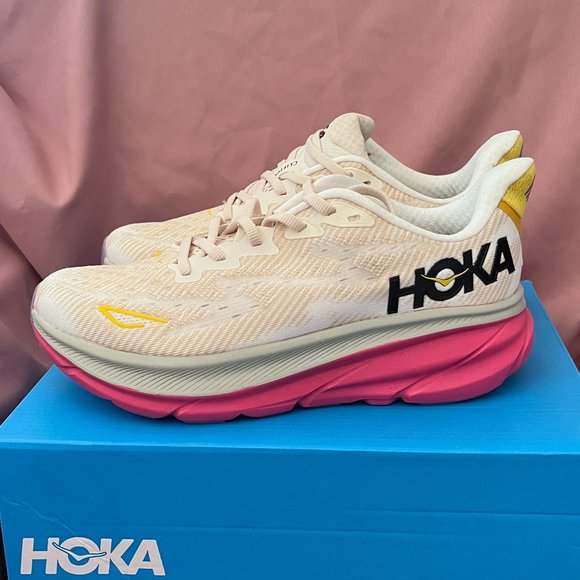 Hoka Shoes Hoka Clifton 9 Womens Running Shoes Eggnog Blanc De